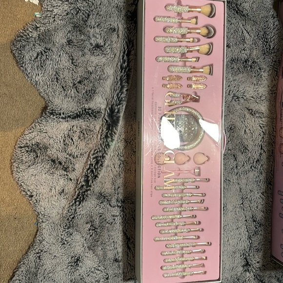 32 piece make up brush set Glitz and Glam - Picture 1 of 2